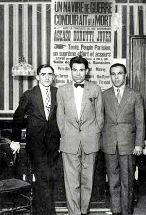 Francisco Ascaso, Buenaventura Durruti et Gregorio Jover dans les locaux du Libertaire, le 14 juillet 1927